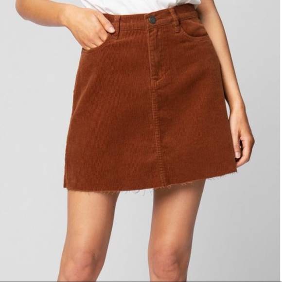 Blank NYC Corduroy Mini Skirt in Copper, Size 31 - Picture 3 of 11